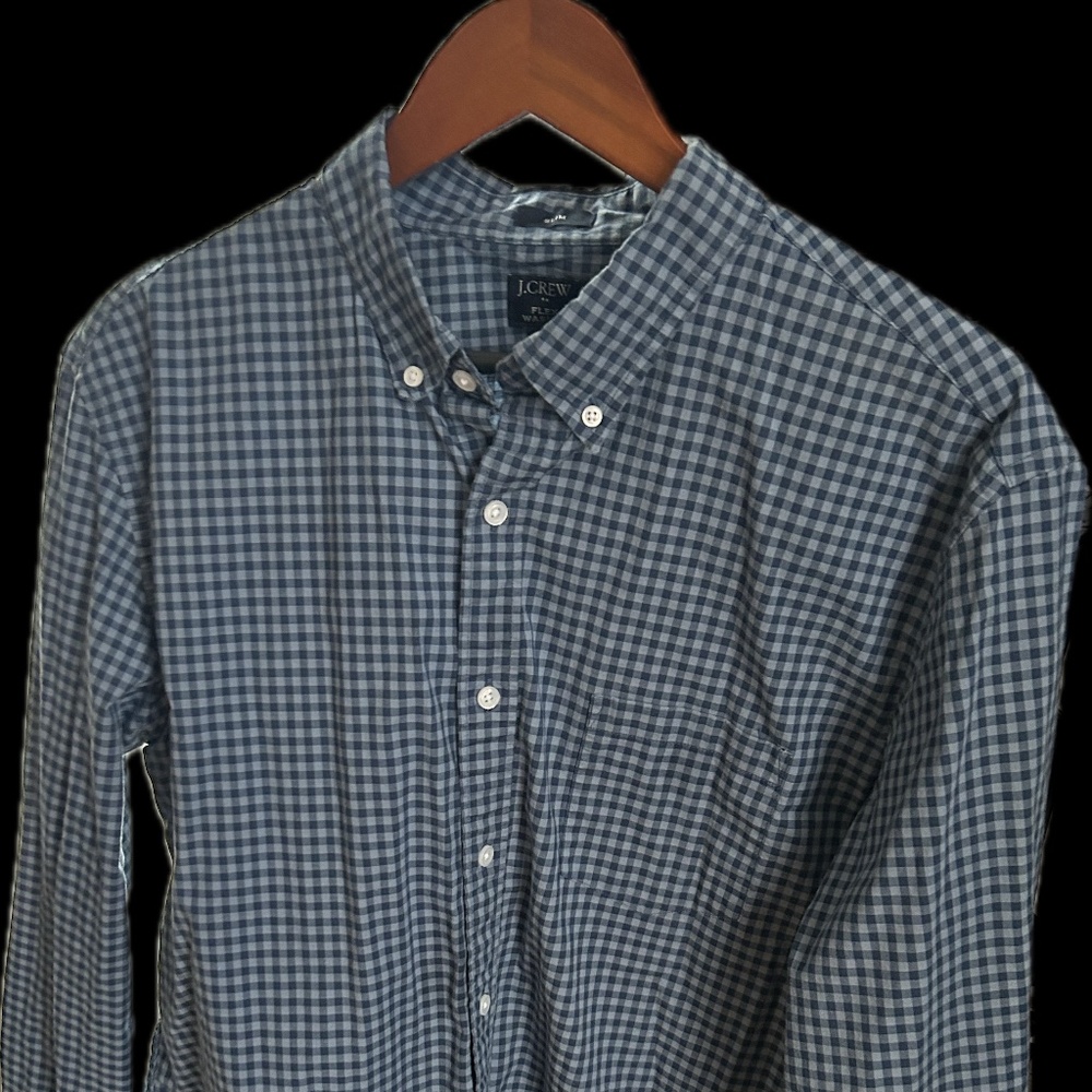 J. Crew Men's Size XL Flex washed button down shirt Blue checked